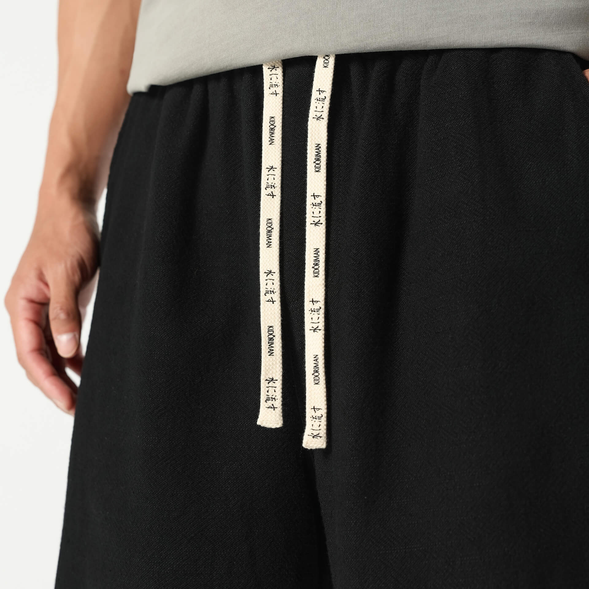 Atoji Above the Knee Shorts - Image 9